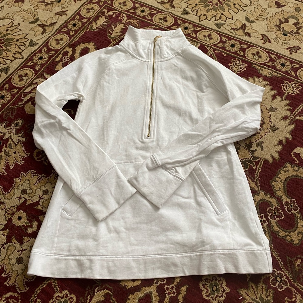Lilly Pulitzer Pullover 1/4 zip. Size: XS